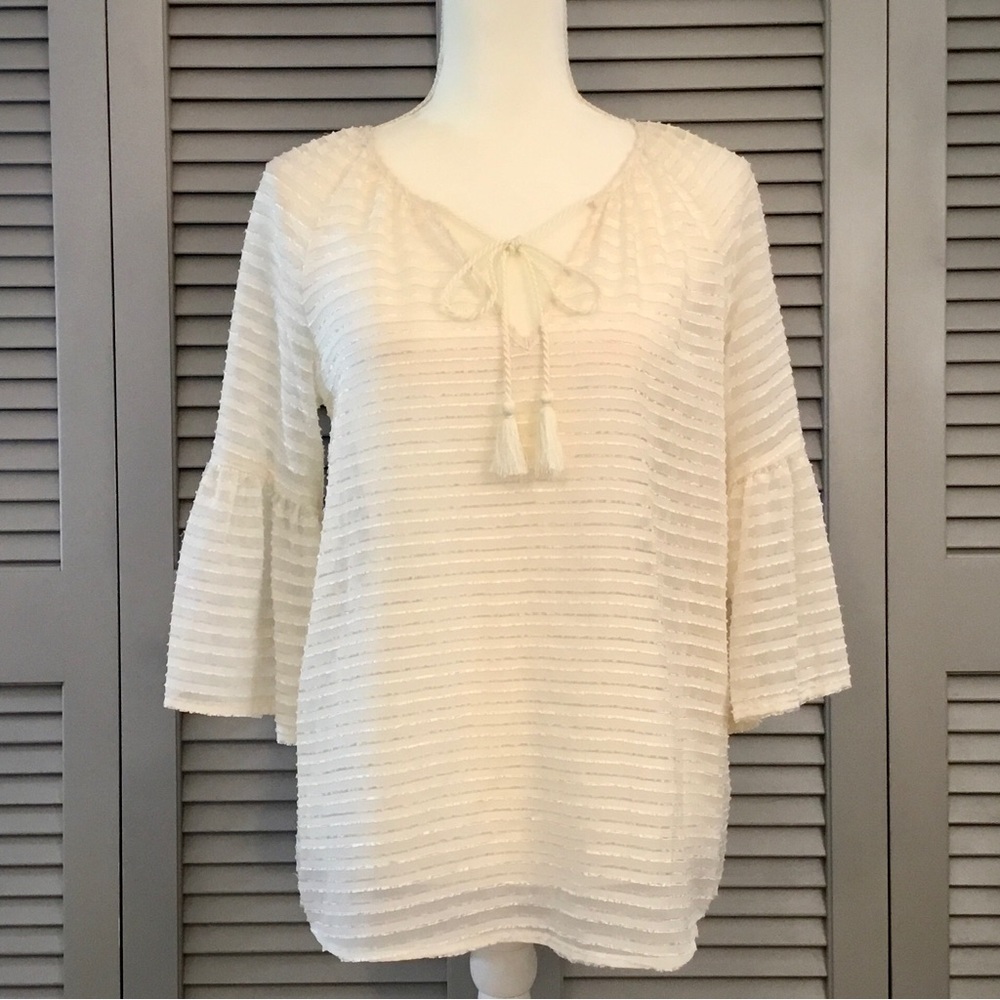 Kensie Ivory Textured Striped Tie Front Top - Picture 6 of 10